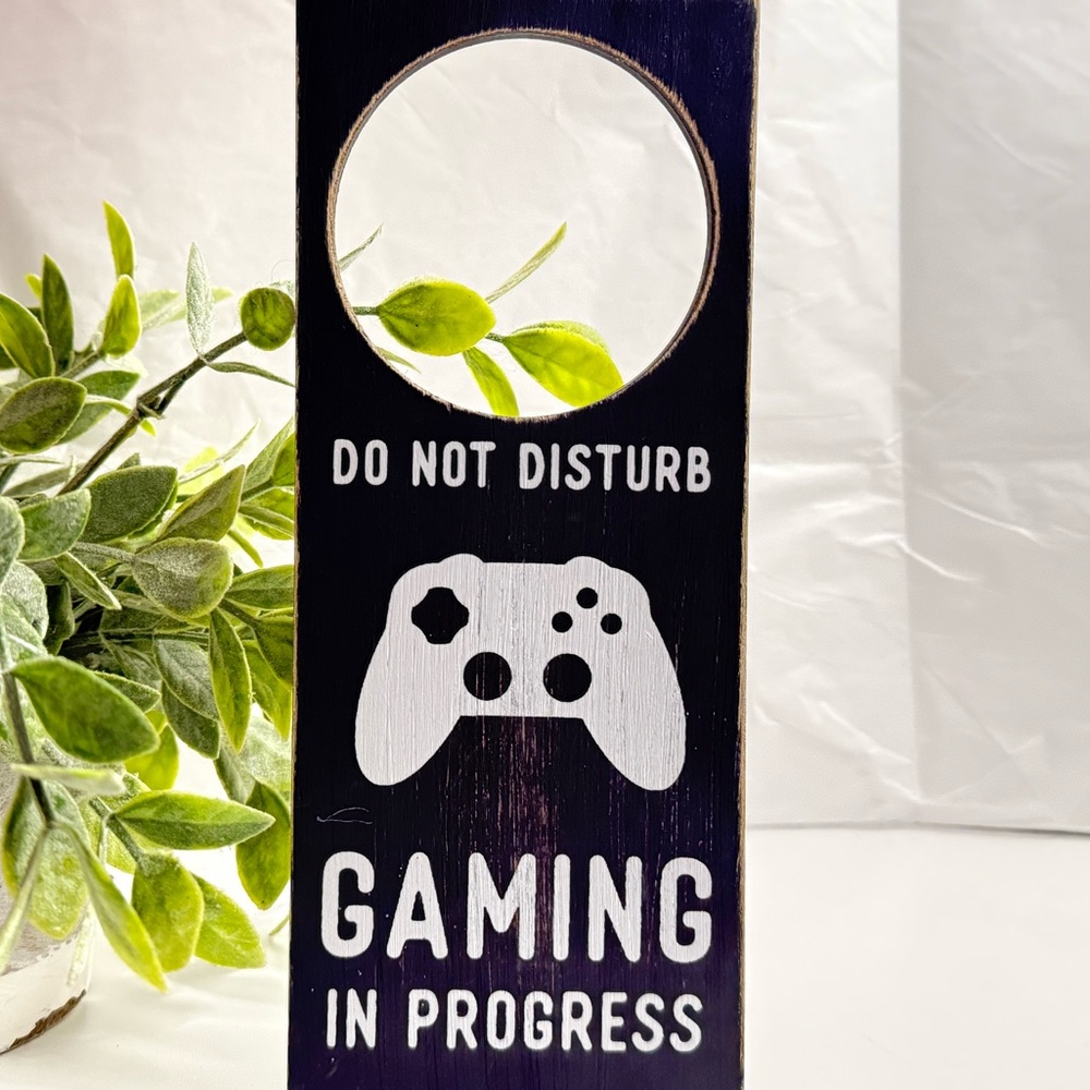 Do Not Disturb Gaming Door Sign